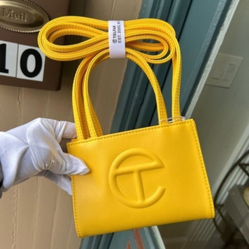 🍉🍈Brand new 100% authentic Telfar Yellow Small Shopping Bag-1🍉🍈